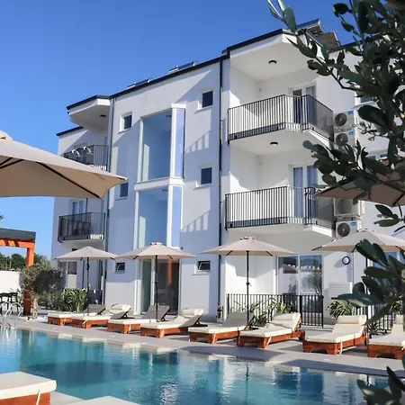 Residences Ξενοδοχείο Velipojë