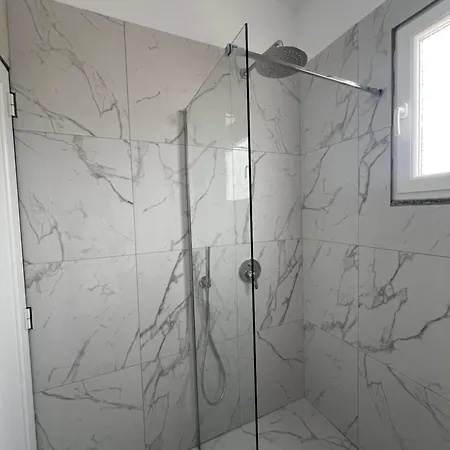 Residences Ξενοδοχείο Velipojë