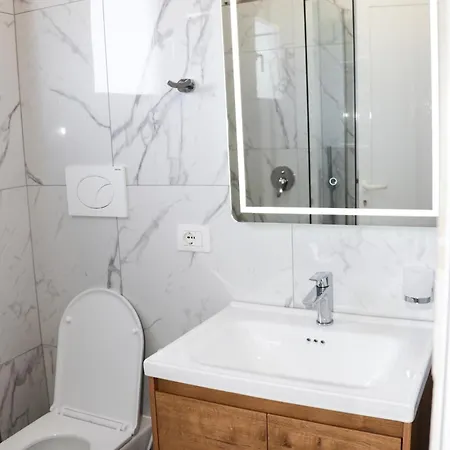 Residences 3* Velipojë