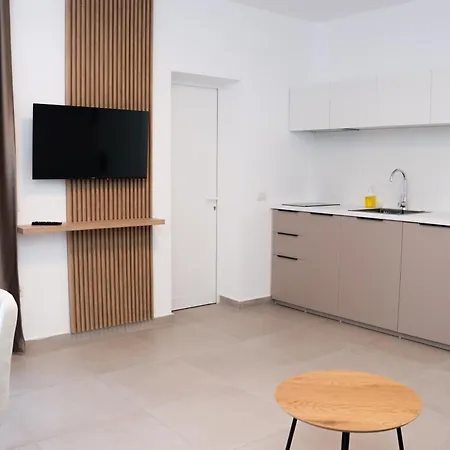 Residences 3* Velipojë